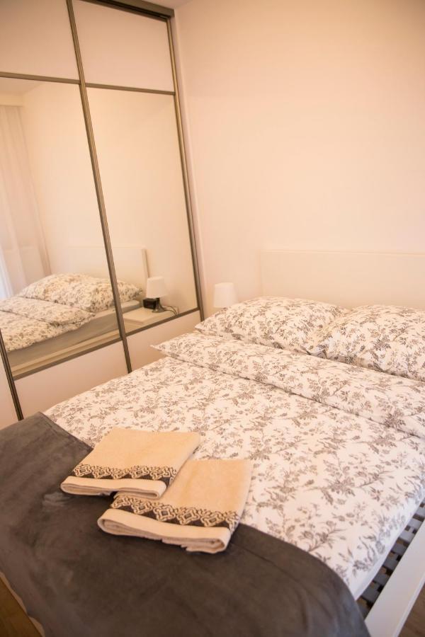 Apartament Royal Place I Jurowiecka 17 เบียวิสตอก ภายนอก รูปภาพ
