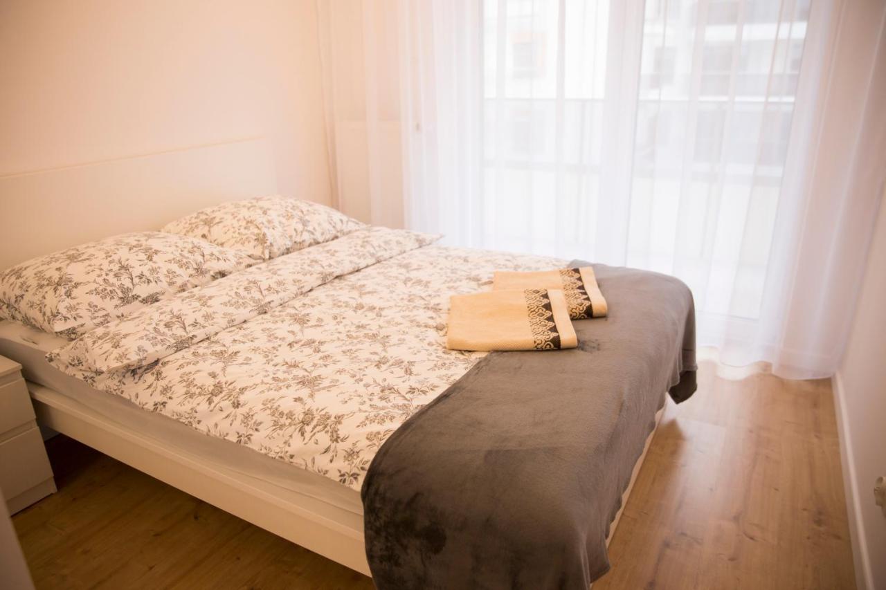 Apartament Royal Place I Jurowiecka 17 เบียวิสตอก ภายนอก รูปภาพ